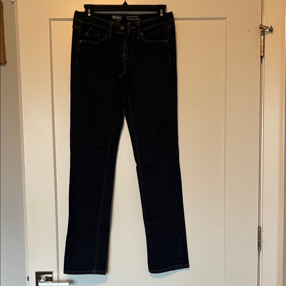 Women's Straight Leg Darkwash Jeans